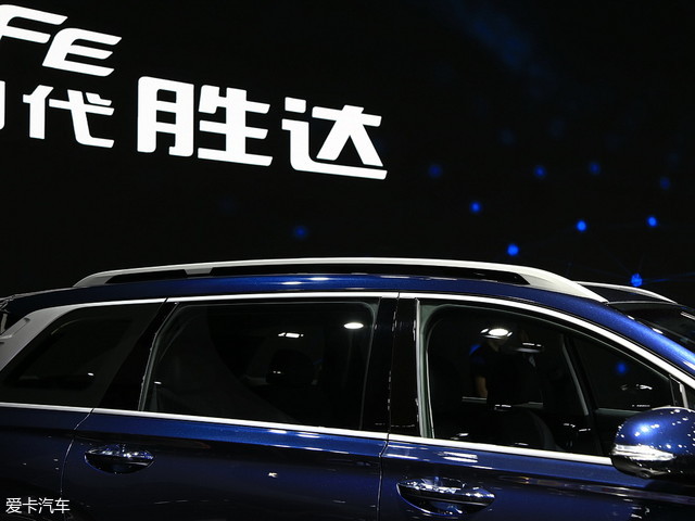 北京现代2019款全新胜达